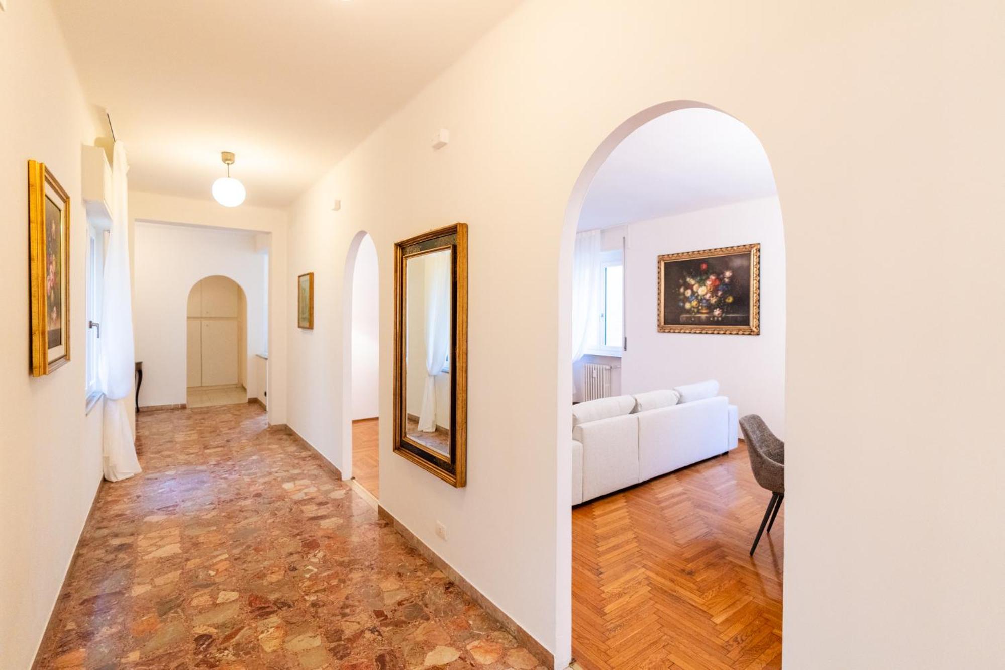 Domus Verona - Elegante Residenza Con Affaccio Su Porta Leoni Camera foto